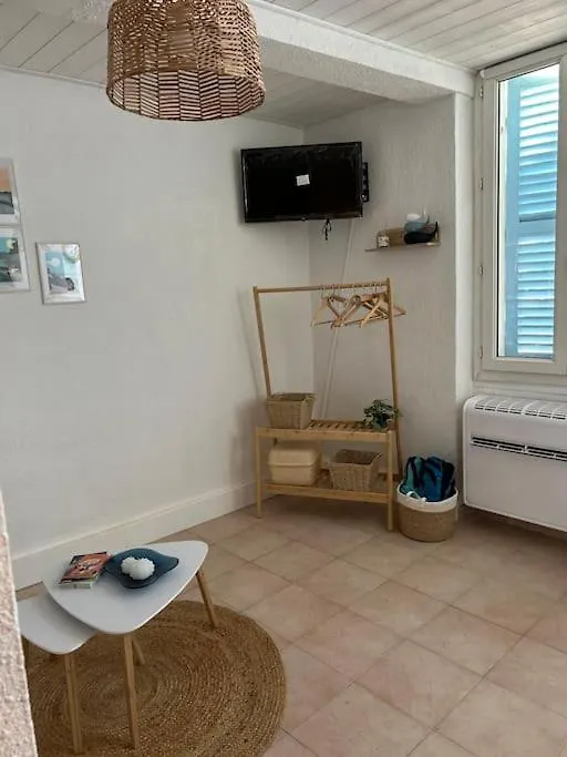 Charmant Studio Climatise Au Mourillon Toulon 0*,